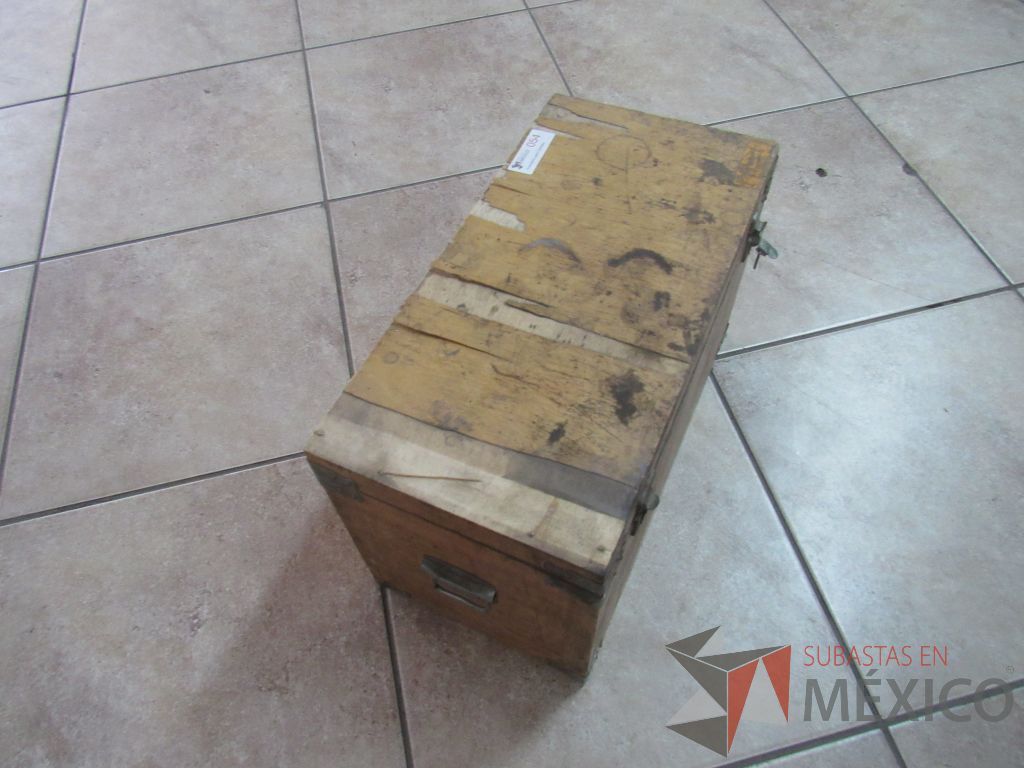 Lote 020 - Caja de madera con 4 micrómetros (8-9/9-10/10-11/11-12) - Imagen 4