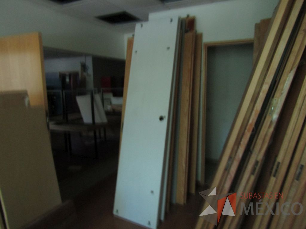 Lote 074 - Lote de cristales y de madera 150 pzas. aprox - Imagen 22