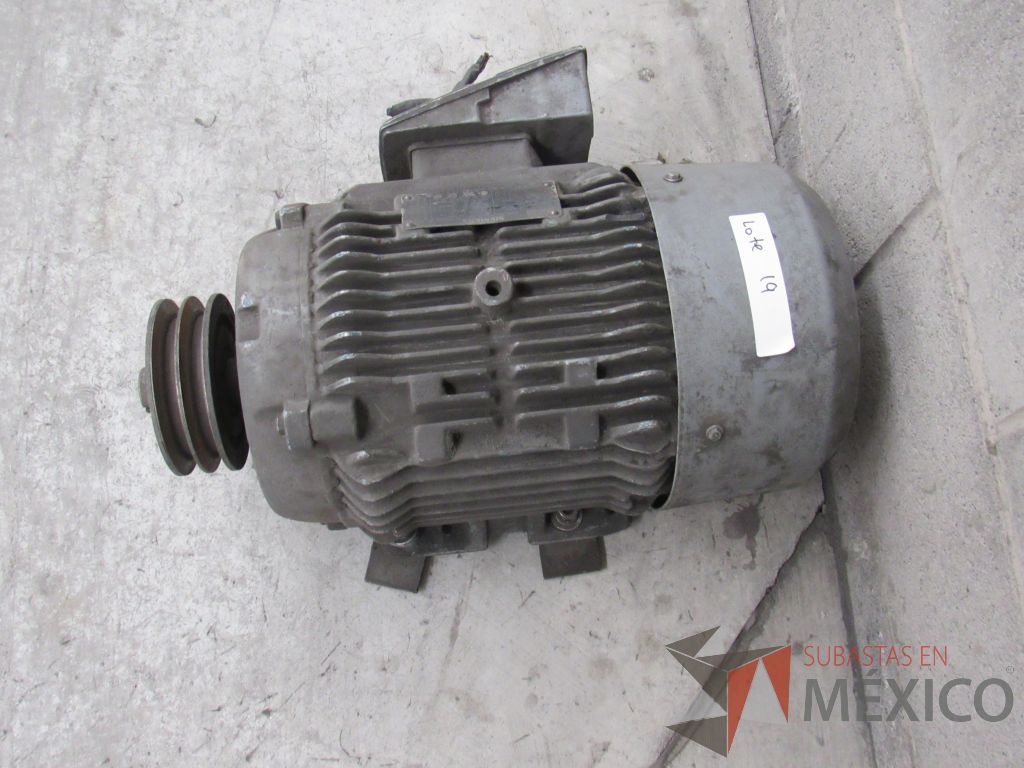 Lote 042 - Motor trifásico de inducción cerrado CP: 7.5, FW: 5,595, Hz:60 SIEMENS, Modelo G100 - Imagen 5