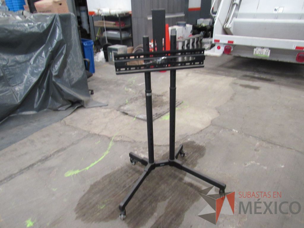Lote 015 - Soporte para TV metálico color negro - Imagen 2