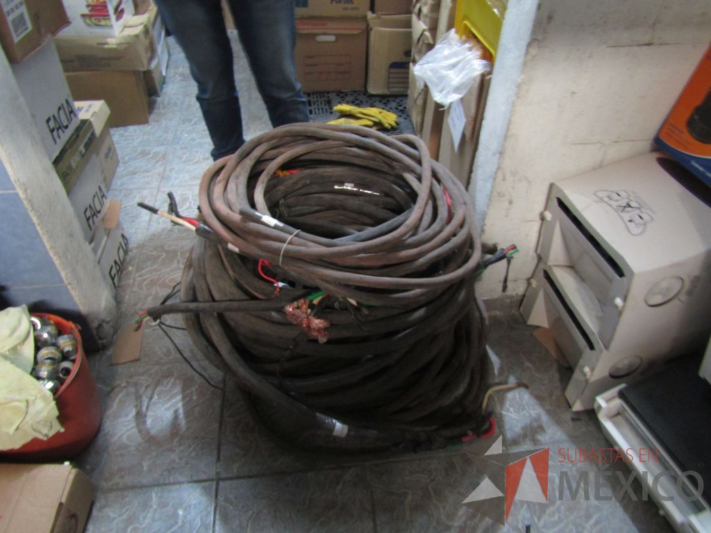 Lote 080 - Tramo de 25 mts c/u de cable uso rudo calibre 4/0, tramo de 25 mts de cable de uso rudo ... - Imagen 36