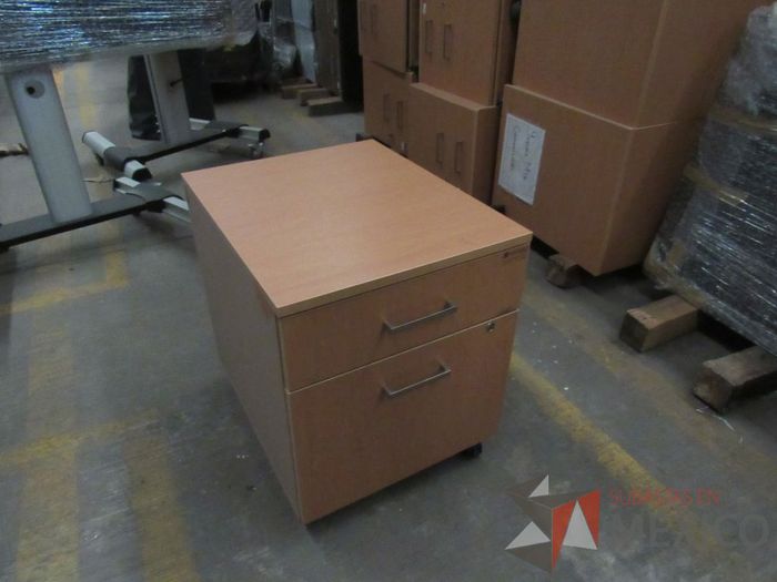 Archivero Rota Lote 031 - Archivero vertical de 2 cajones con ruedas - Subastas en México