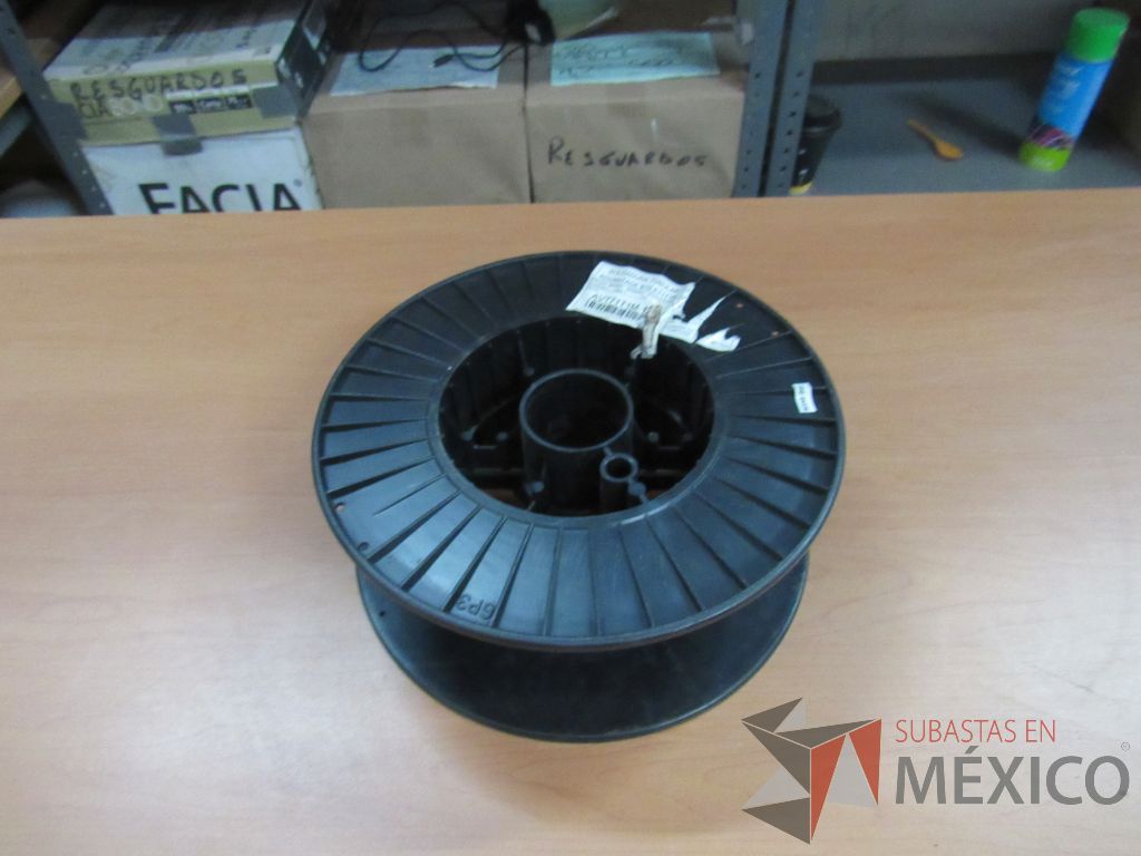 Lote 022 - 130 kg de alambre galvanizado, 5 adaptador porta carrete para tubular de 3/32 ... - Imagen 21
