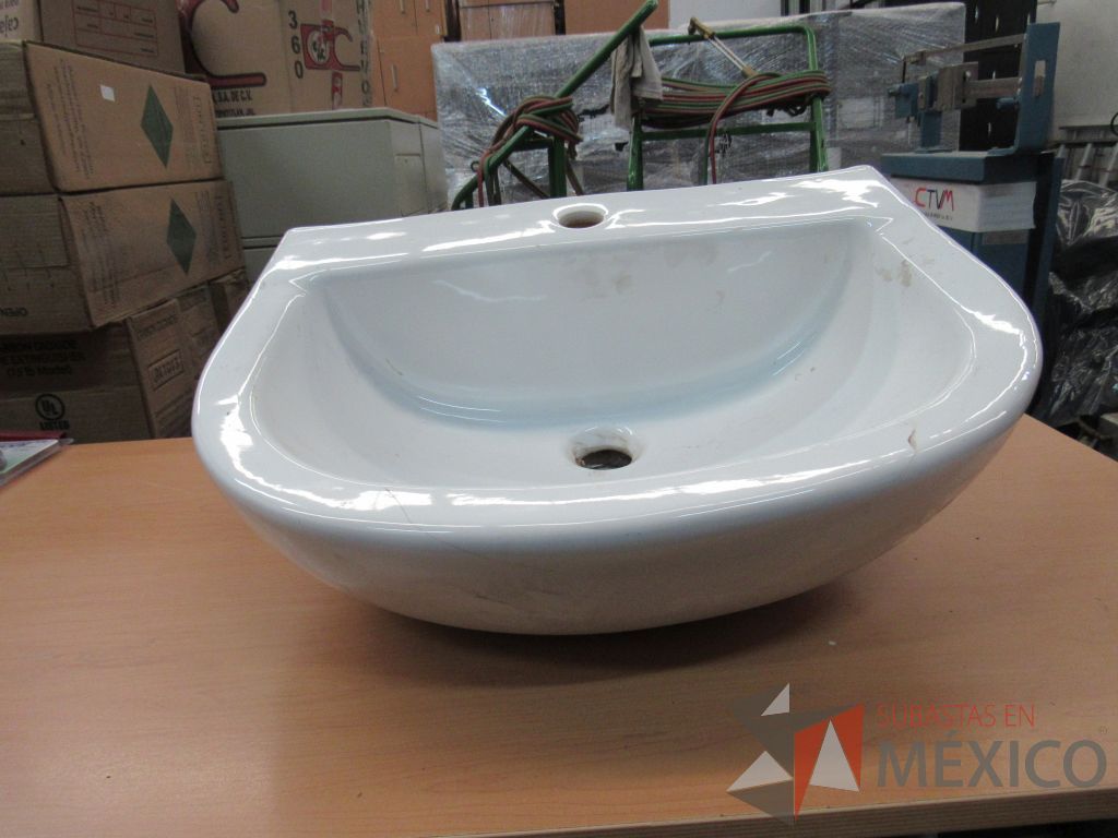 Lote 078 - Lote de herramientas con pinturas, cajas y calibradores - Imagen 82