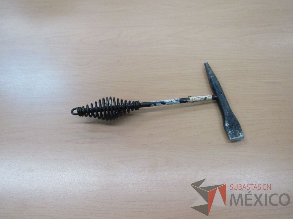 Lote 017 - 786 pzas de herramientas, pirómetro con puntero laser, cinta larga metálica 20M, pinzas de corte... - Imagen 69