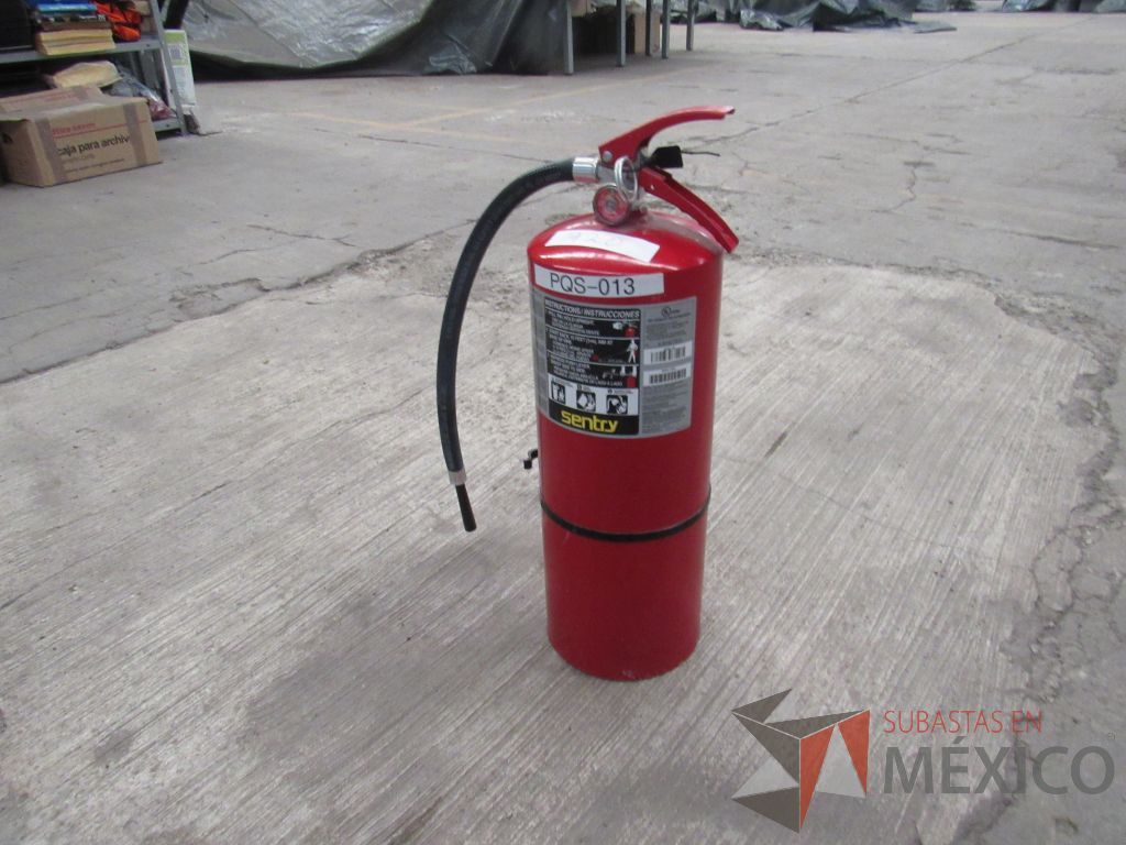 Lote 083 - 21 Extinguidores de 9 kgs - Imagen 4