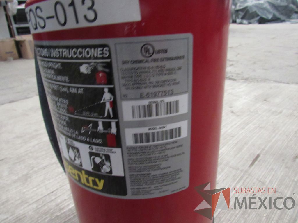 Lote 083 - 21 Extinguidores de 9 kgs - Imagen 7