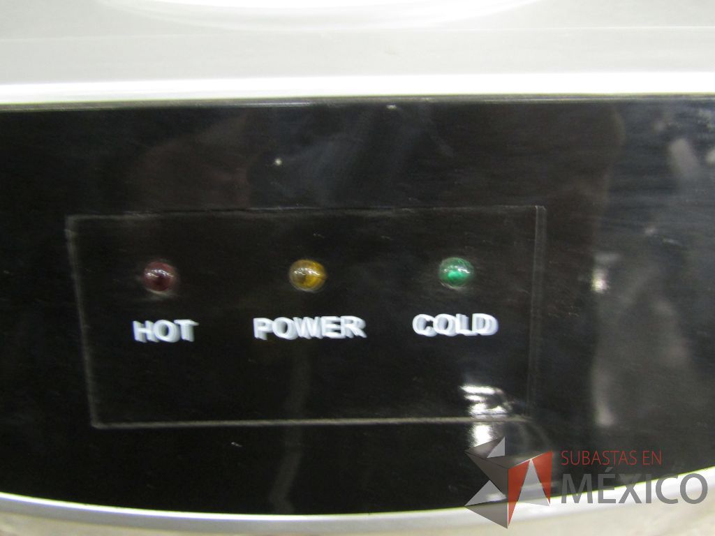Lote 001 - 238 equipos (Frigobares, Hornos de Microondas, Despachadores de Agua, Trituradoras, Refrigerador) - Imagen 33