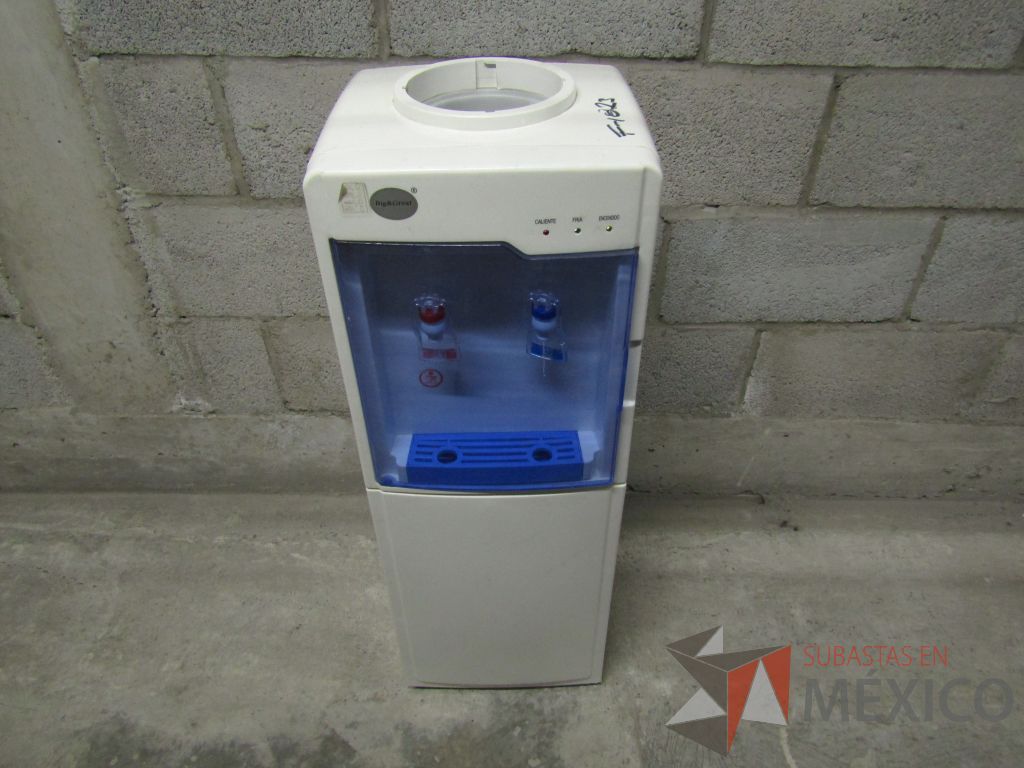 Lote 001 - 238 equipos (Frigobares, Hornos de Microondas, Despachadores de Agua, Trituradoras, Refrigerador) - Imagen 45