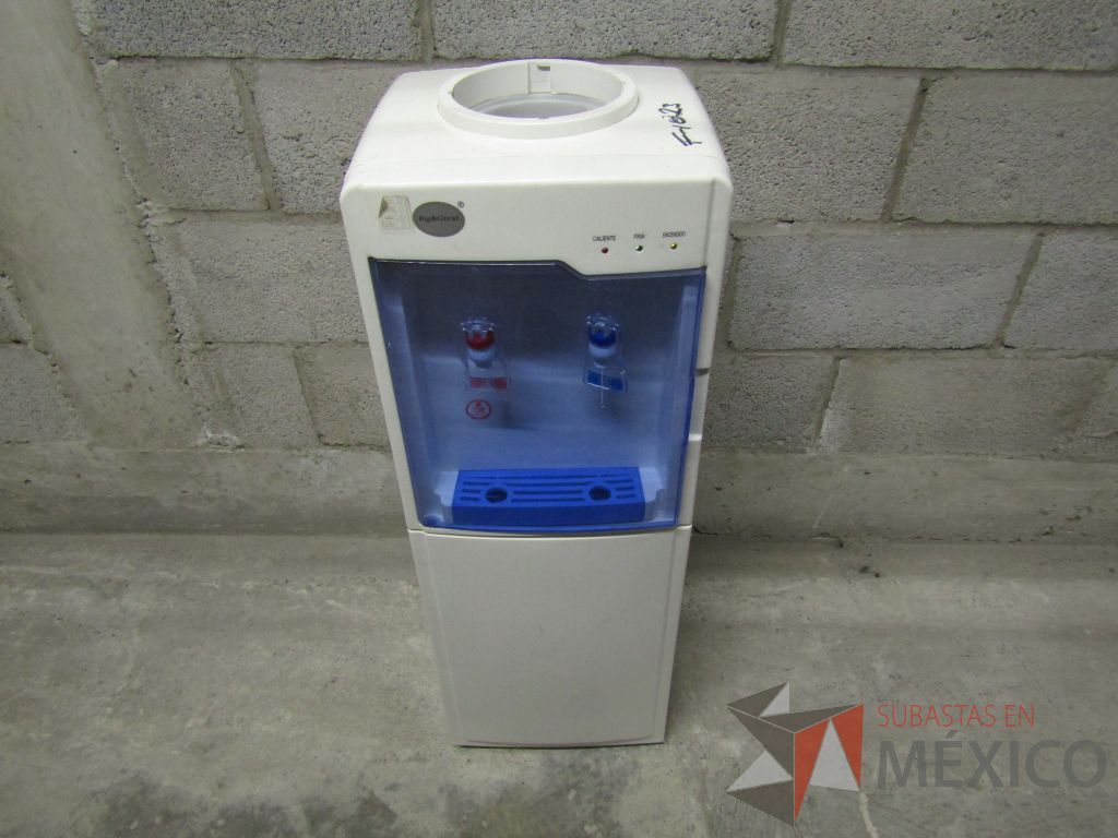 Lote 001 - 238 equipos (Frigobares, Hornos de Microondas, Despachadores de Agua, Trituradoras, Refrigerador) - Imagen 46