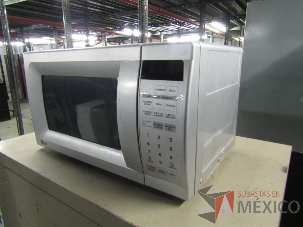 Lote 001 - 238 equipos (Frigobares, Hornos de Microondas, Despachadores de Agua, Trituradoras, Refrigerador) - Imagen 5