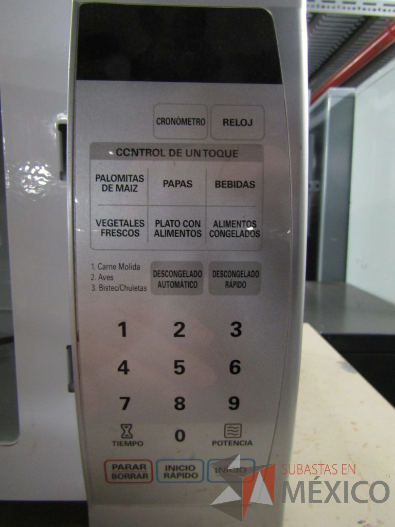 Lote 001 - 238 equipos (Frigobares, Hornos de Microondas, Despachadores de Agua, Trituradoras, Refrigerador) - Imagen 62