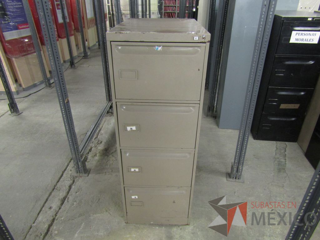 Lote 004- 80 Archiveros, 13 gabinetes y 15 lockers - Imagen 6