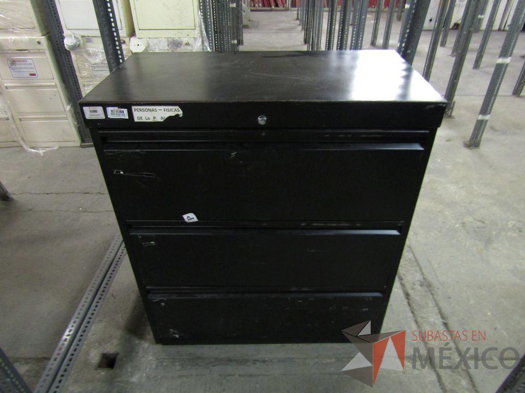 Lote 004- 80 Archiveros, 13 gabinetes y 15 lockers - Imagen 8