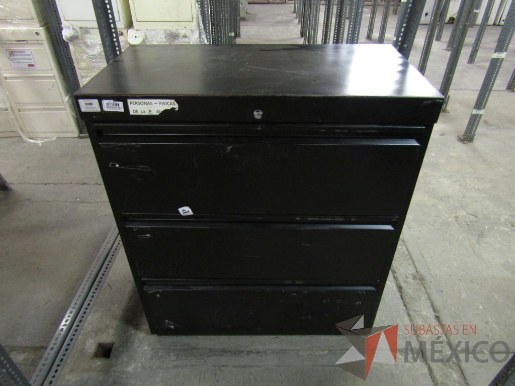 Lote 004- 80 Archiveros, 13 gabinetes y 15 lockers - Imagen 9