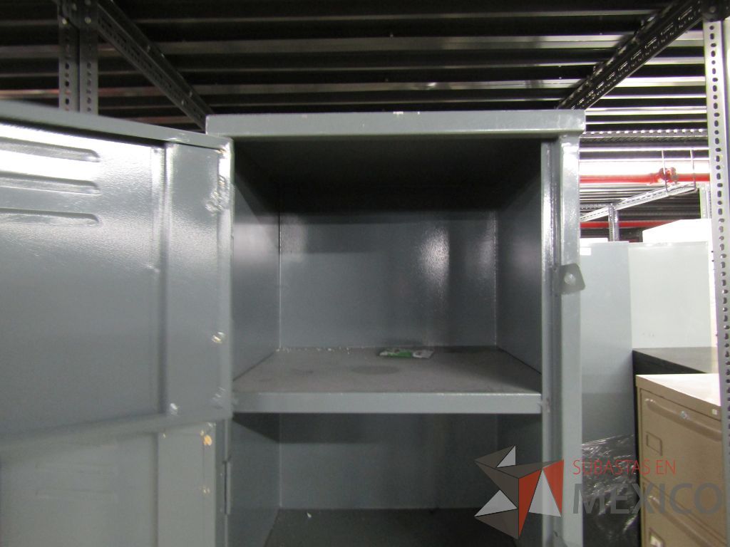 Lote 004- 80 Archiveros, 13 gabinetes y 15 lockers - Imagen 46