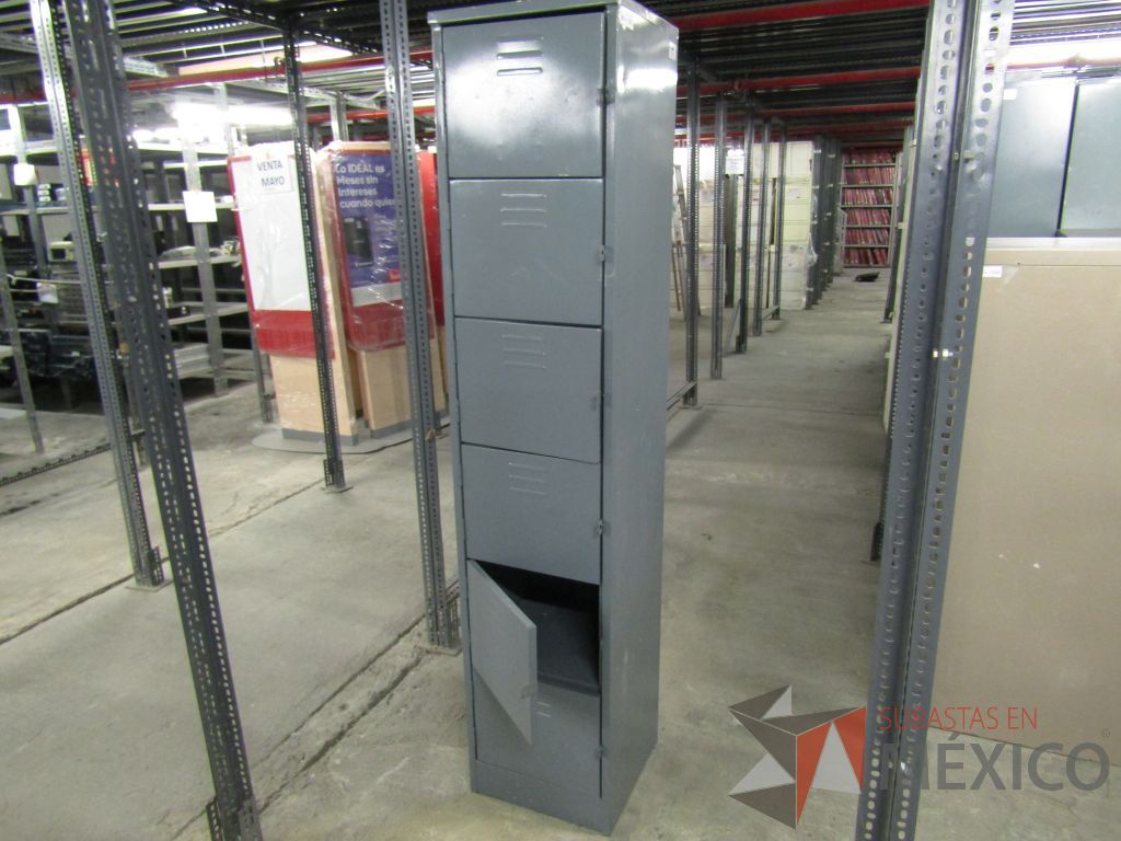 Lote 004- 80 Archiveros, 13 gabinetes y 15 lockers - Imagen 28