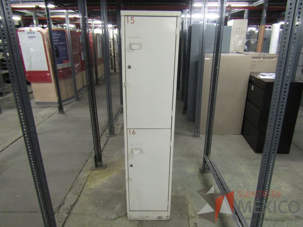 Lote 004- 80 Archiveros, 13 gabinetes y 15 lockers - Imagen 52