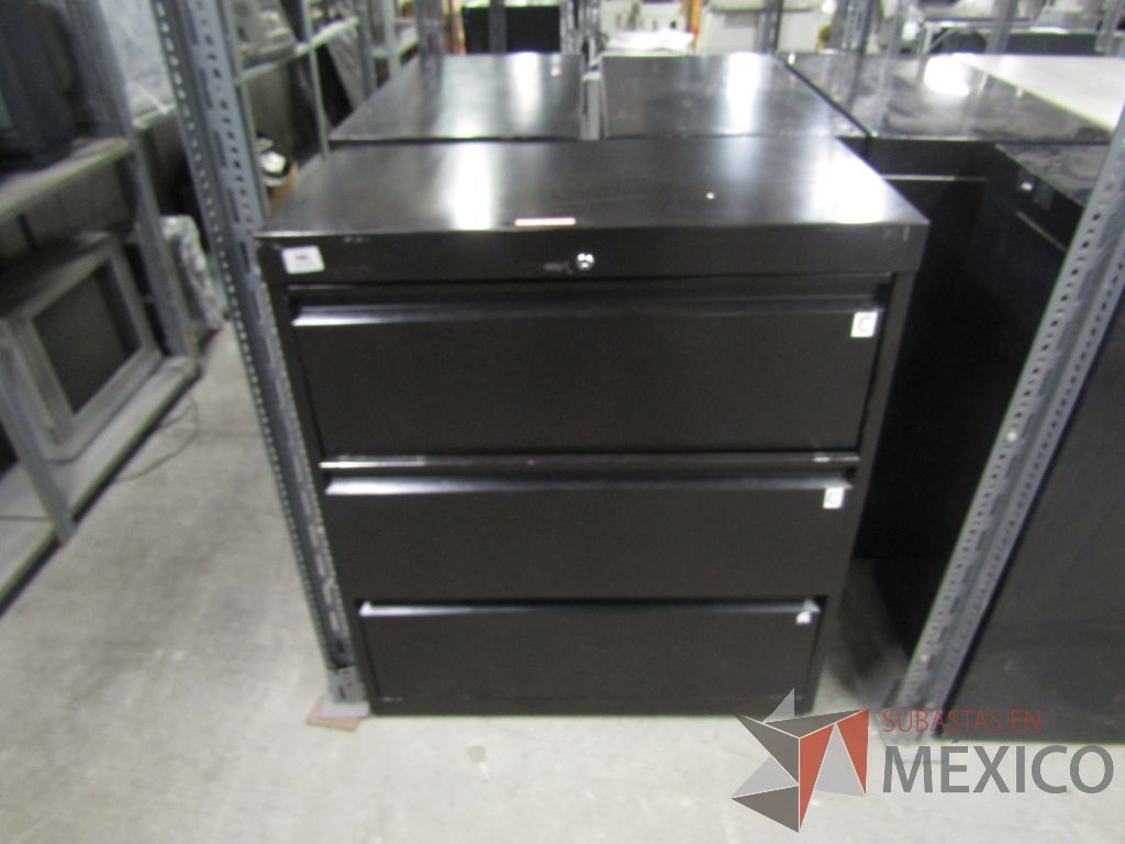 Lote 004- 80 Archiveros, 13 gabinetes y 15 lockers - Imagen 18