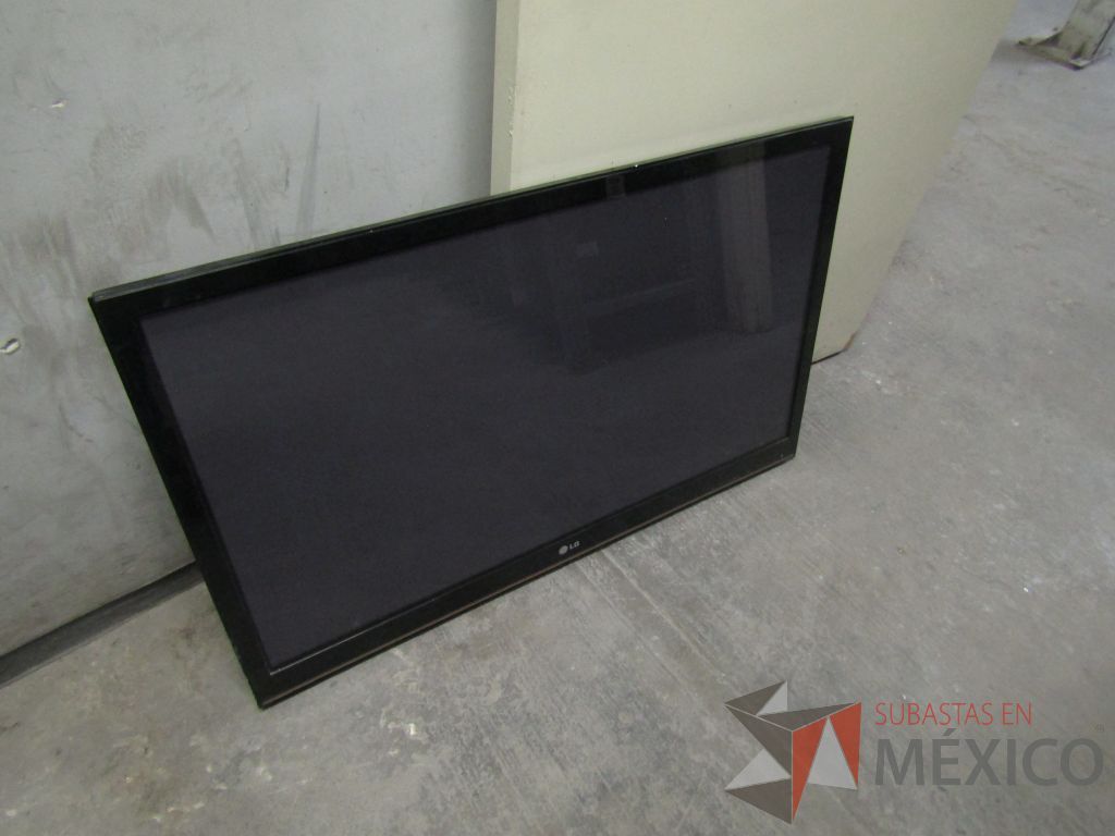 Lote 017 - 155 Pantallas de diferentes modelos y 12 televisores - Imagen 11