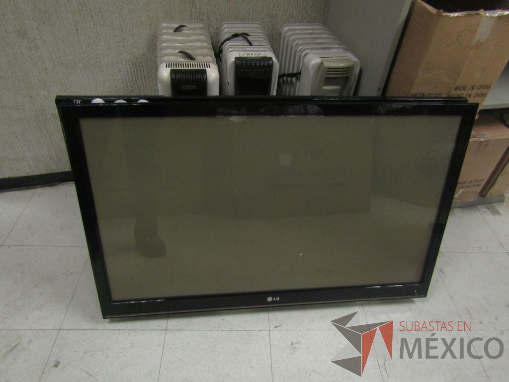 Lote 017 - 155 Pantallas de diferentes modelos y 12 televisores - Imagen 39