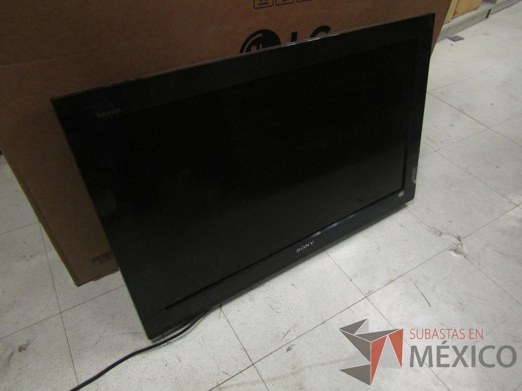 Lote 017 - 155 Pantallas de diferentes modelos y 12 televisores - Imagen 49