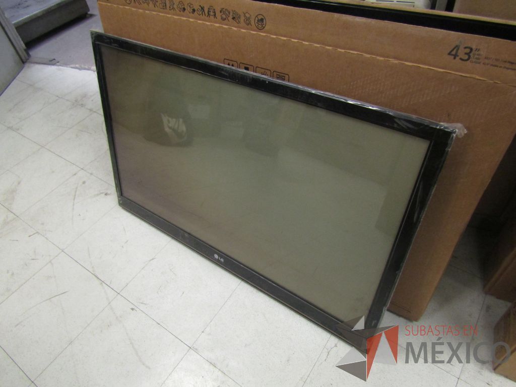 Lote 017 - 155 Pantallas de diferentes modelos y 12 televisores - Imagen 63
