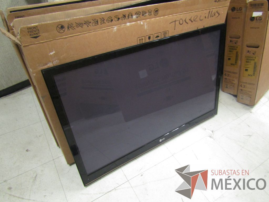 Lote 017 - 155 Pantallas de diferentes modelos y 12 televisores - Imagen 91