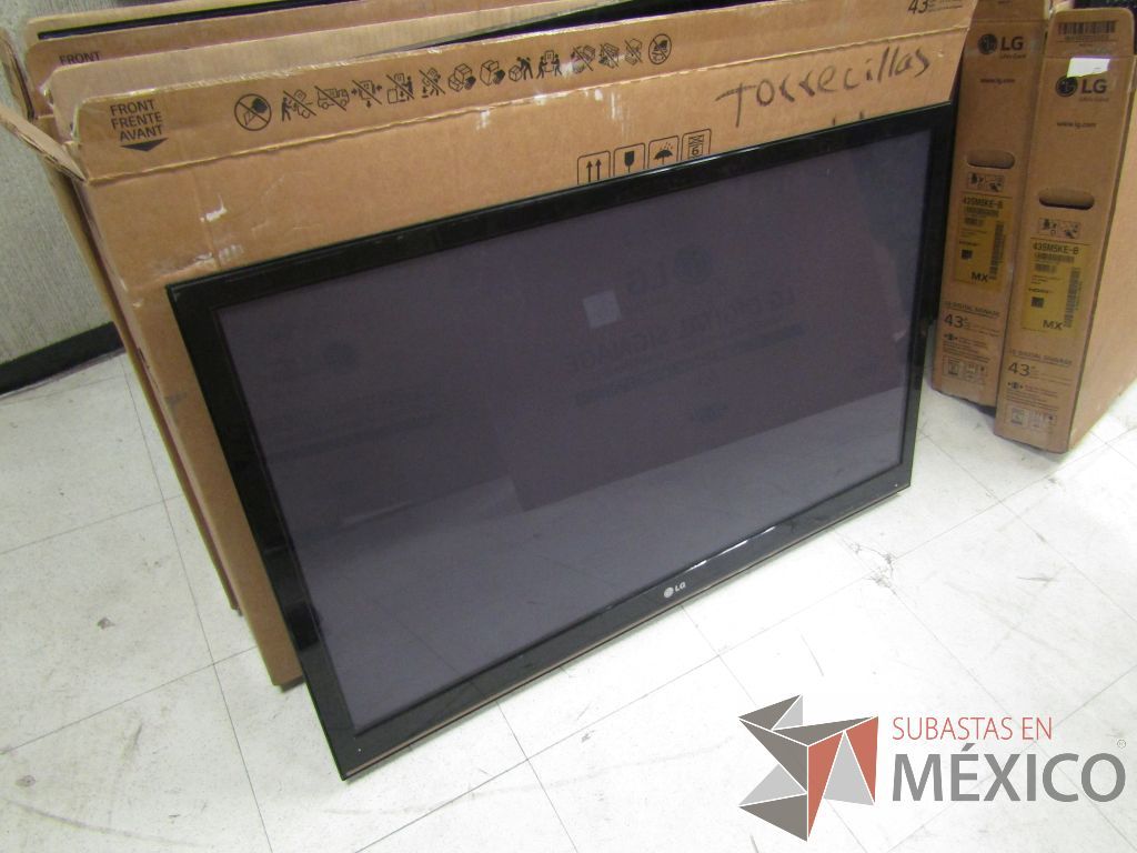 Lote 017 - 155 Pantallas de diferentes modelos y 12 televisores - Imagen 92
