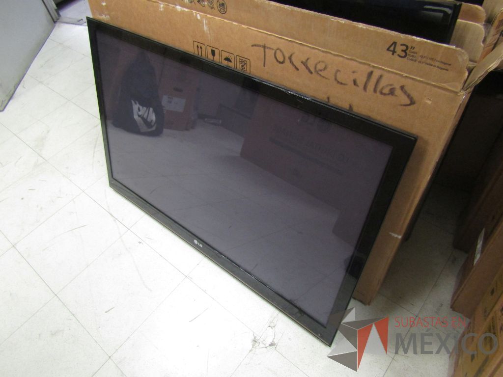 Lote 017 - 155 Pantallas de diferentes modelos y 12 televisores - Imagen 93