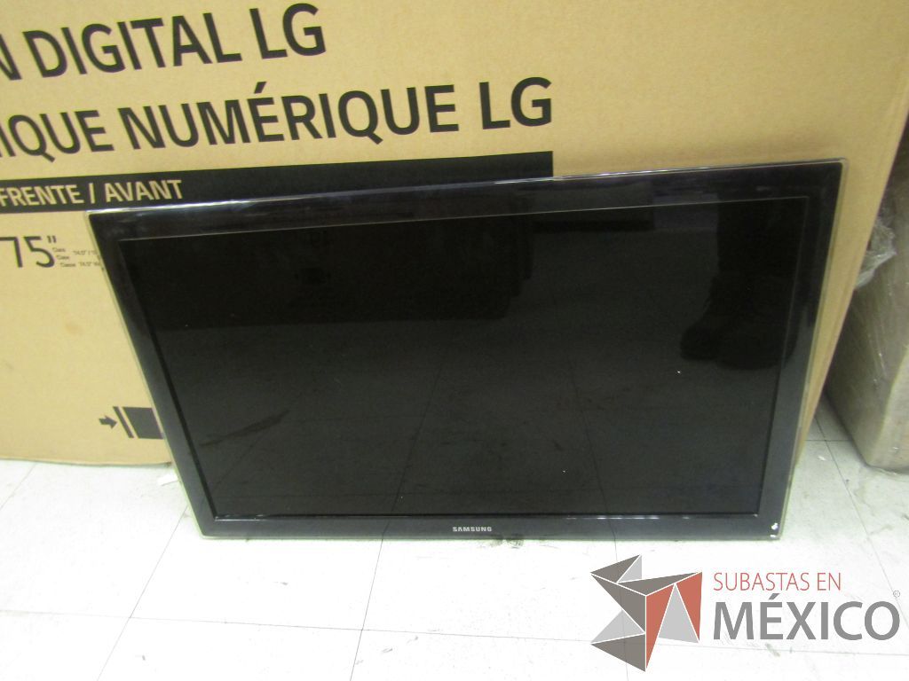 Lote 017 - 155 Pantallas de diferentes modelos y 12 televisores - Imagen 146
