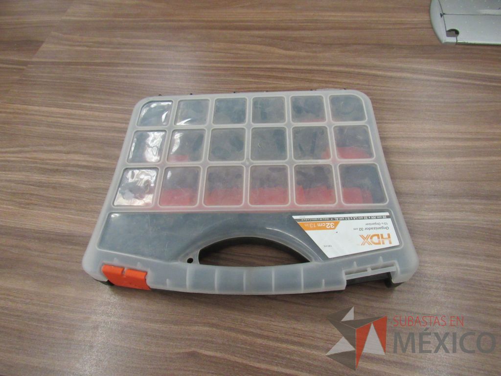Lote 179 - Organizador de 32 cm y Anaquel metálico de 4 entrepaños - Imagen 2