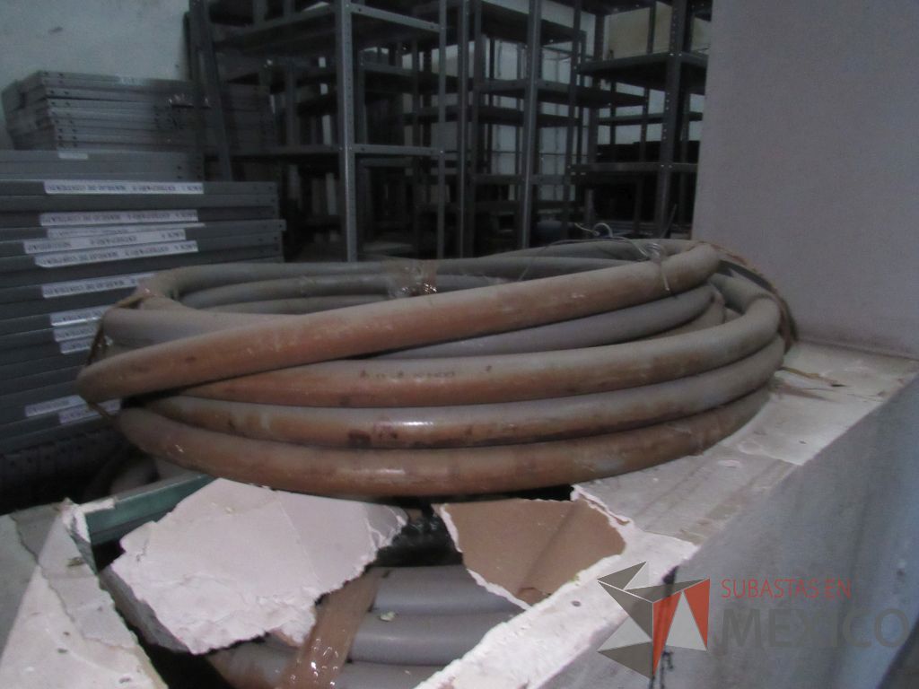 Lote 080 - 94 metros lineales de Poliflex color gris 2" - Imagen 2