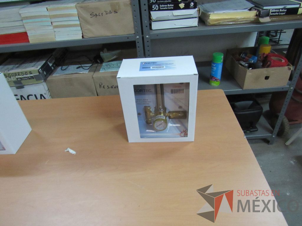 Lote 112 - Lote de herramientas de cosntrucción - Imagen 121