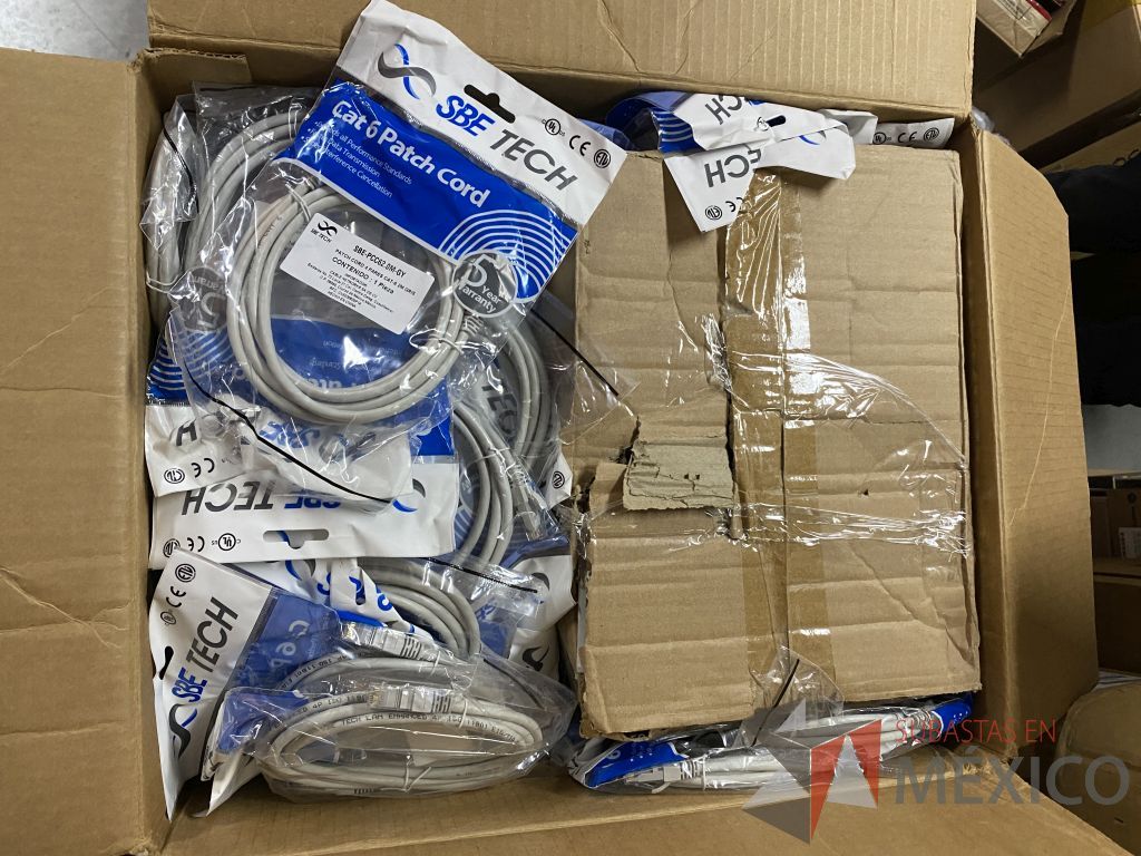 Lote 211 - 443 Cables de red UTP categoría 6 de 2 metros color gris, 502 Cables de red UTP categoría 6 de 1 metro color gris ... - Imagen 11