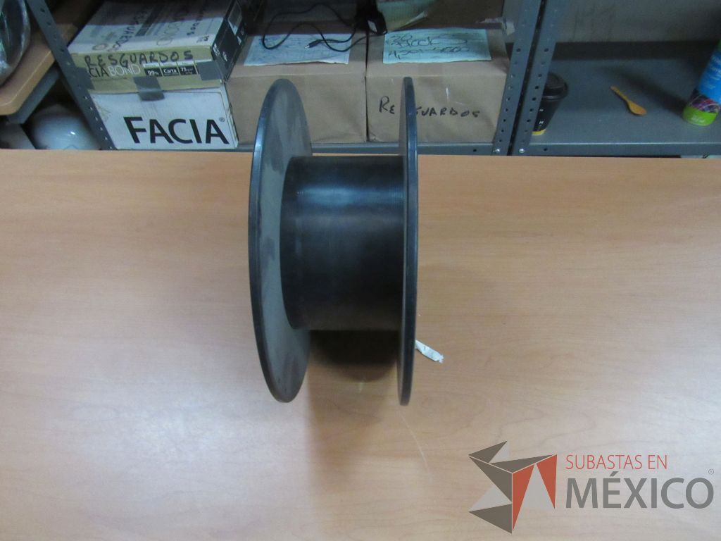 Lote 076 - 130 kg alambre galvanizado, 5 Adaptadores porta carrete, 12 Carrete alimentador ... - Imagen 8