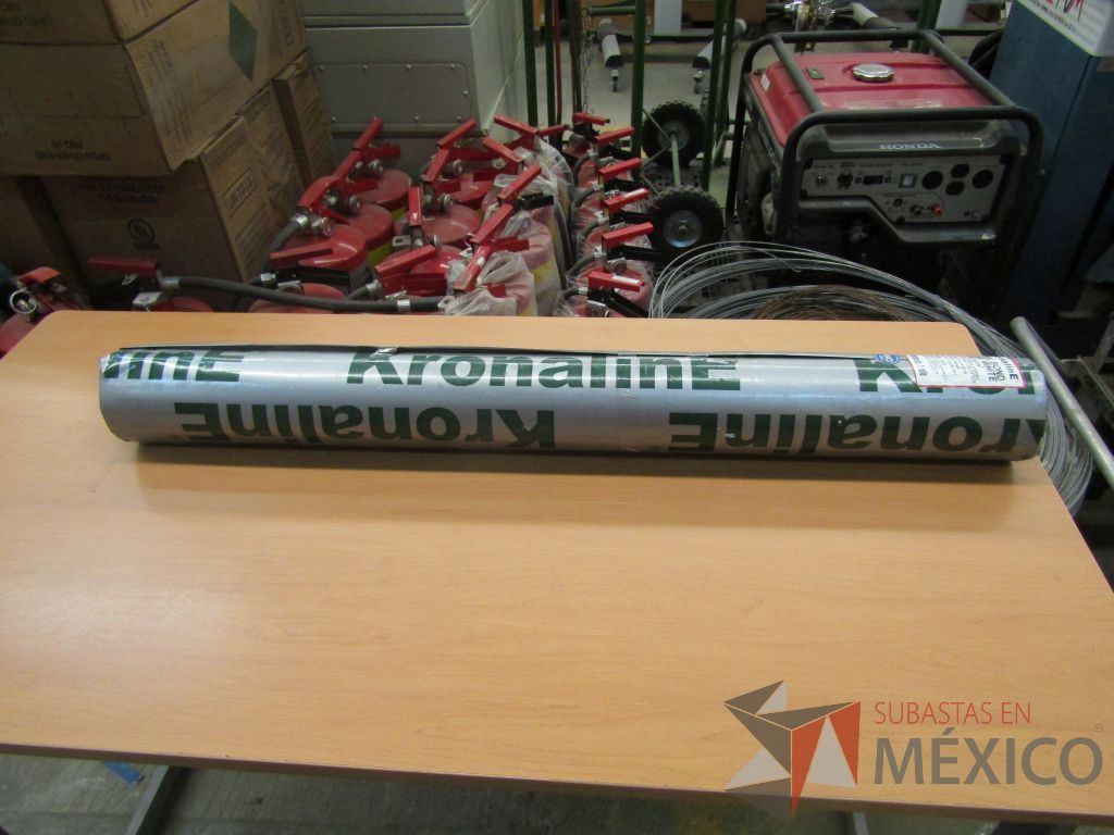 Lote 087 - 5 Extinguidores de CO2 de 9 KGS y 8 Papel para Ploter - Imagen 9