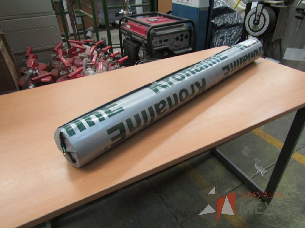 Lote 087 - 5 Extinguidores de CO2 de 9 KGS y 8 Papel para Ploter - Imagen 11
