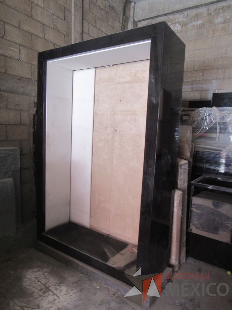 Lote 016 - Gabinete alto con luz led y recubrimiento color café - Imagen 5