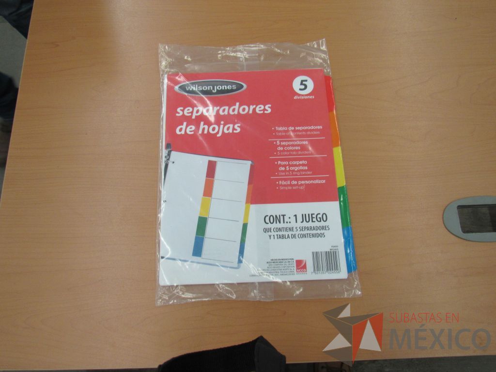 Lote 098 - Sujetadores, protectores y paquetes de sujeta documentos - Imagen 29