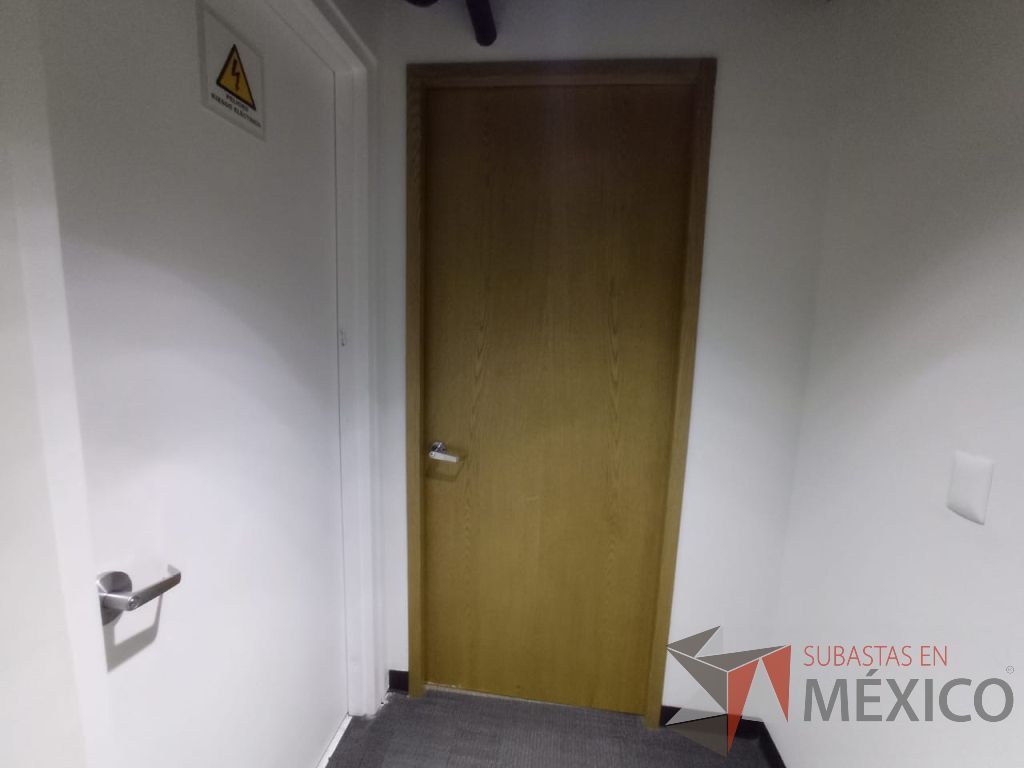 Lote 403 - 11 Canceles (puertas de vidrio, puertas de madera y hojas de vidrio) - Imagen 6