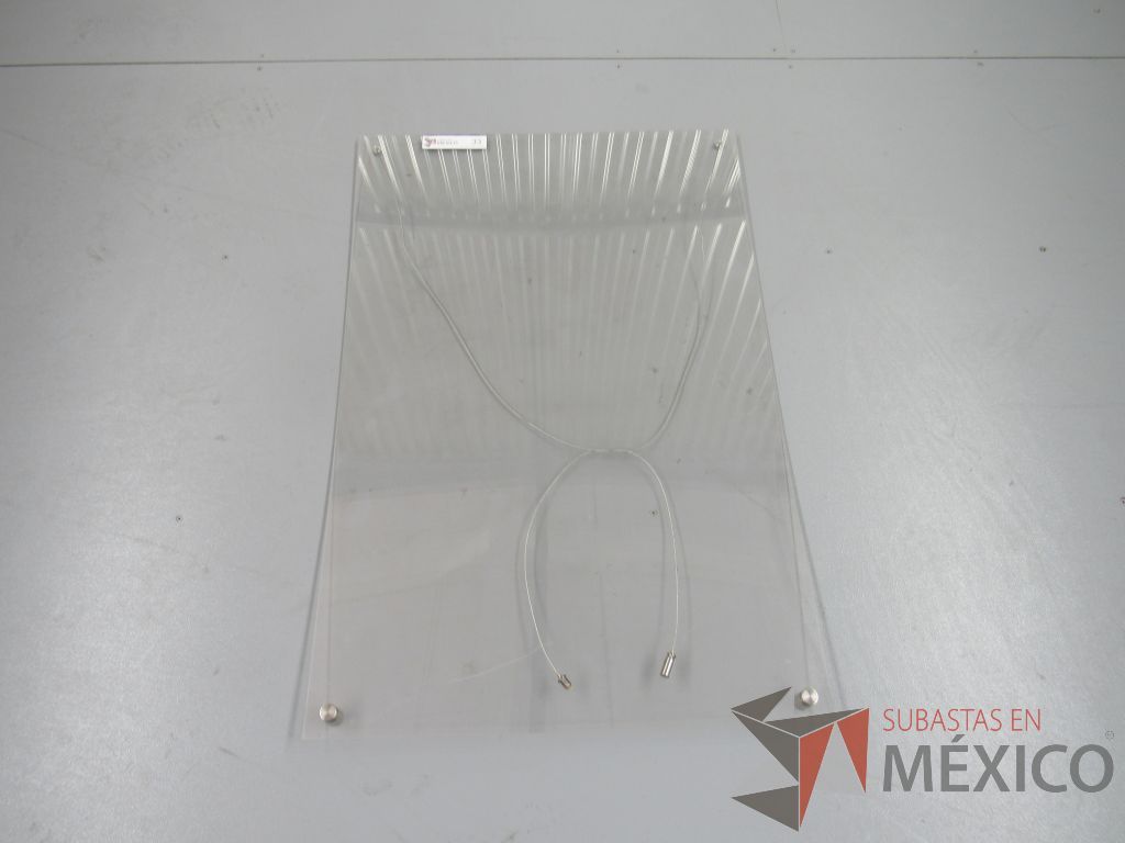 Lote 049 -5 Acrílicos para exhibición con tornillo en esquinas para ajustar - Imagen 6