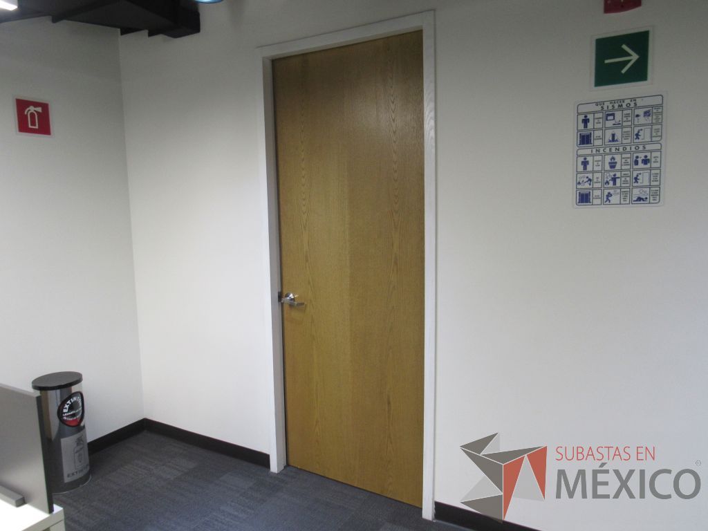 Lote 403 - 11 Canceles (puertas de vidrio, puertas de madera y hojas de vidrio) - Imagen 50