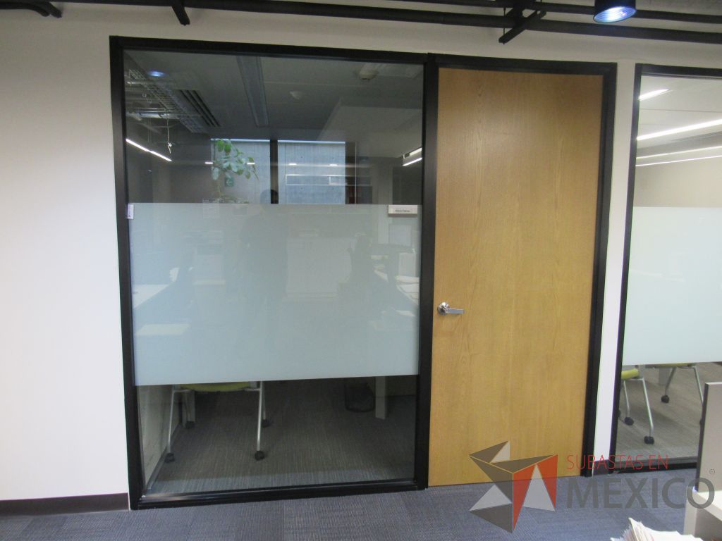Lote 403 - 11 Canceles (puertas de vidrio, puertas de madera y hojas de vidrio) - Imagen 20