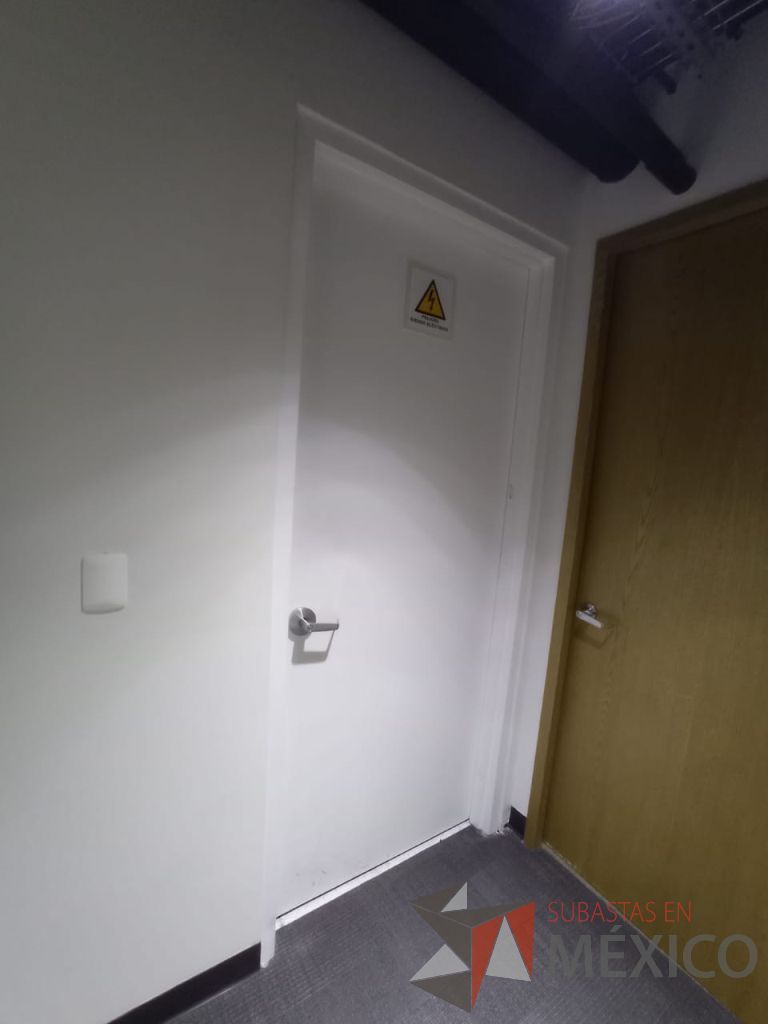 Lote 403 - 11 Canceles (puertas de vidrio, puertas de madera y hojas de vidrio) - Imagen 11
