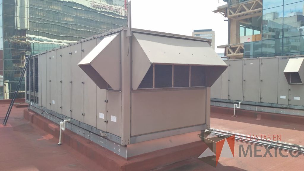 Lote 001 - Aire acondicionado YORK, Modelo: YPAL050CFC46BBDX, 50 TR, con 4 ventiladores. - Imagen 9