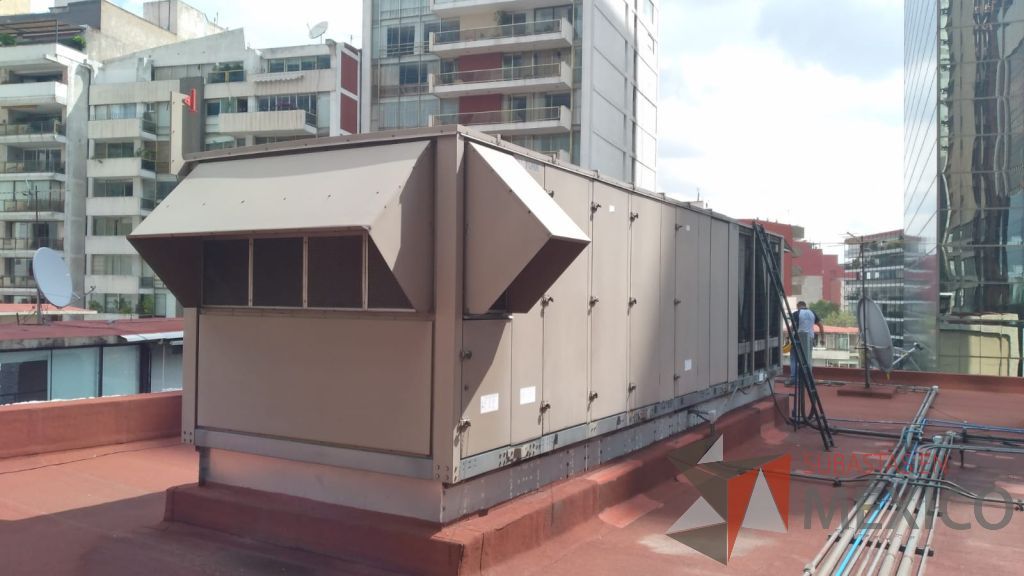 Lote 001 - Aire acondicionado YORK, Modelo: YPAL050CFC46BBDX, 50 TR, con 4 ventiladores. - Imagen 10