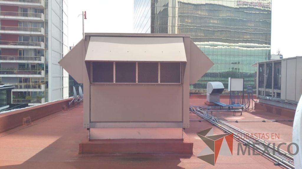 Lote 001 - Aire acondicionado YORK, Modelo: YPAL050CFC46BBDX, 50 TR, con 4 ventiladores. - Imagen 13