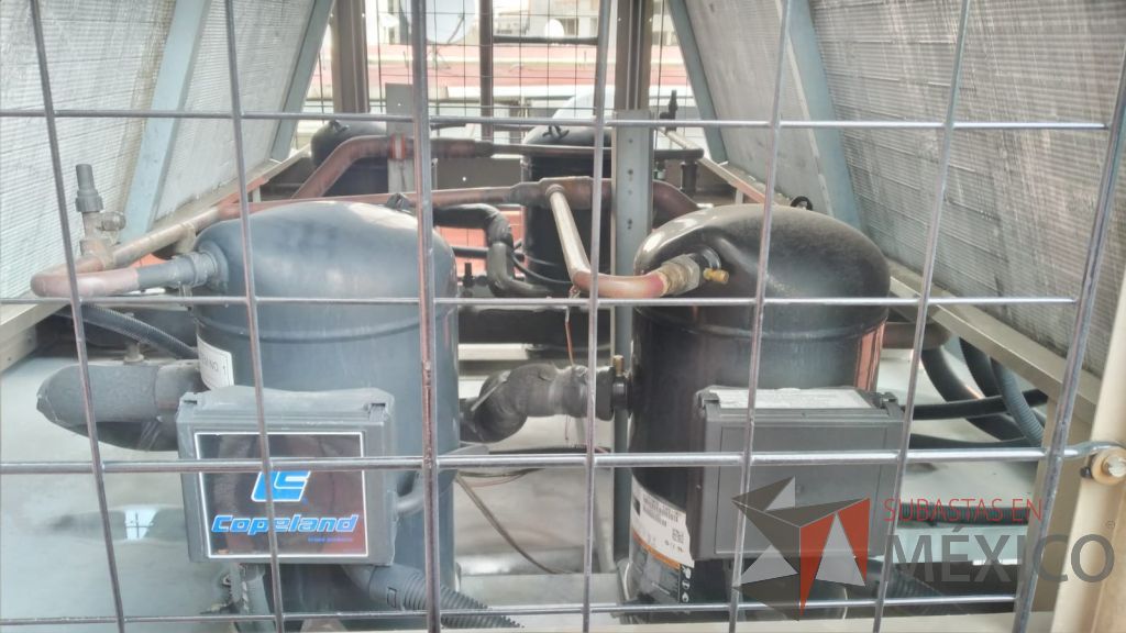 Lote 001 - Aire acondicionado YORK, Modelo: YPAL050CFC46BBDX, 50 TR, con 4 ventiladores. - Imagen 16