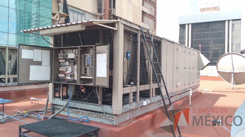 Lote 001 - Aire acondicionado YORK, Modelo: YPAL050CFC46BBDX, 50 TR, con 4 ventiladores. - Imagen 38